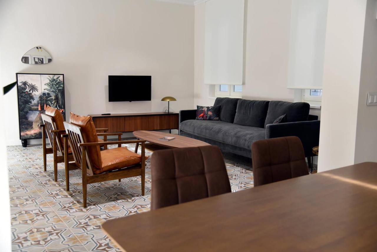 Apartamento Turistico El Soportal De La Plaza ไดมิเอล ภายนอก รูปภาพ